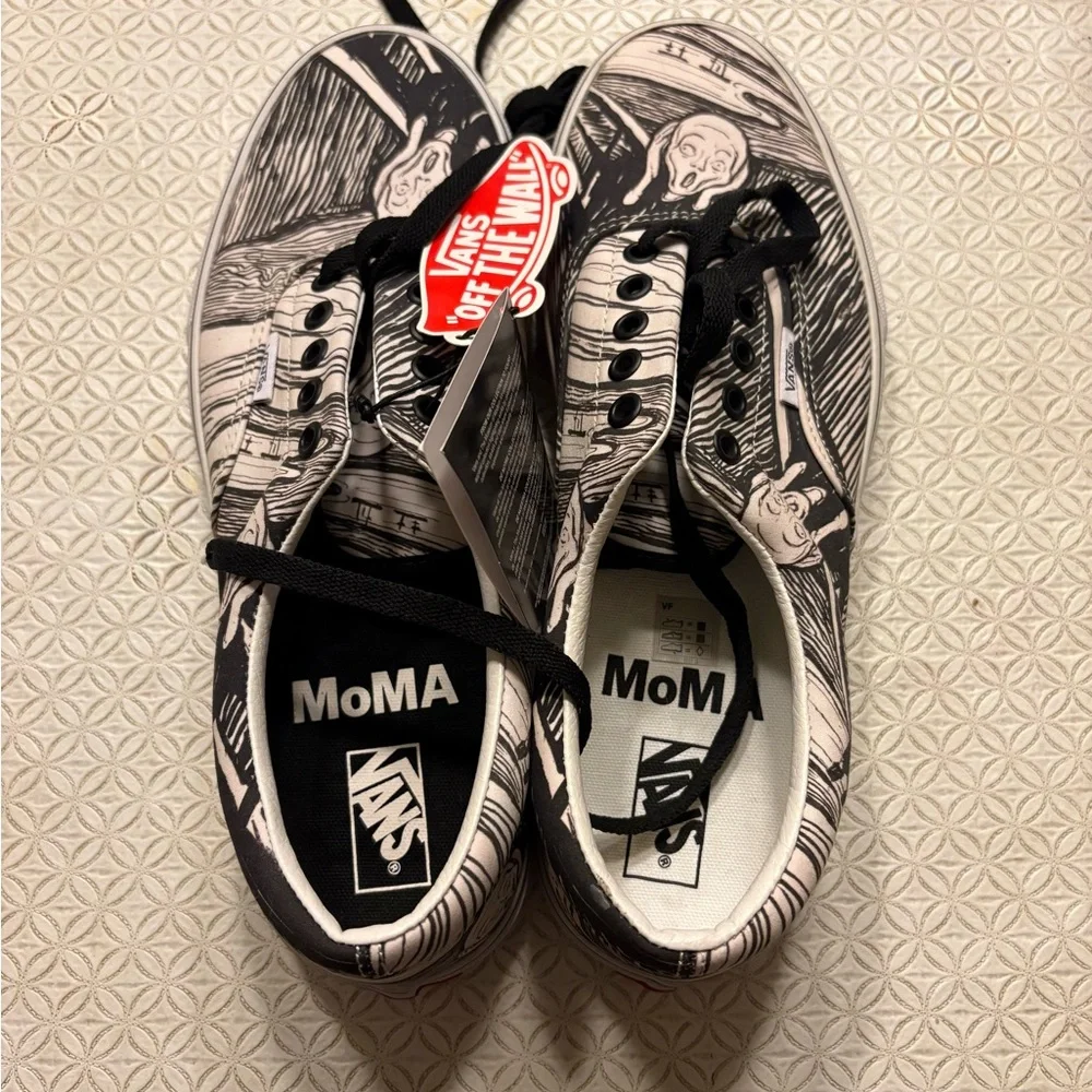 Vans new tag